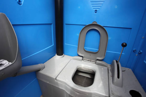 Best Luxury portable toilet rental  in Thompsonville, CT